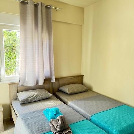 Adoniss Apartmentss Paralia Dionysiou Exteriör bild